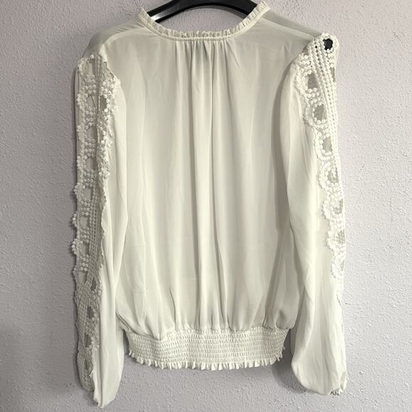 Elie Tahiti Women's White Blouse with Lace Sleeves Size S/P - Picture 5 of 7
